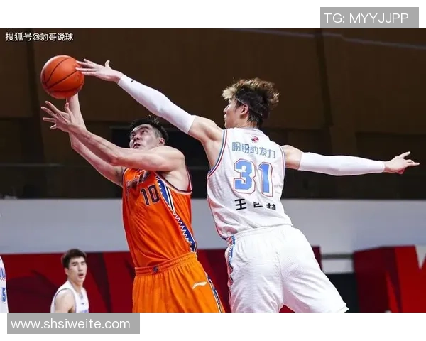 CBA赛场激战正酣上海久事迎战福建豹发力争夺胜利荣耀 CBA赛场激战正酣上海久事迎战福建豹发力争夺胜利荣耀