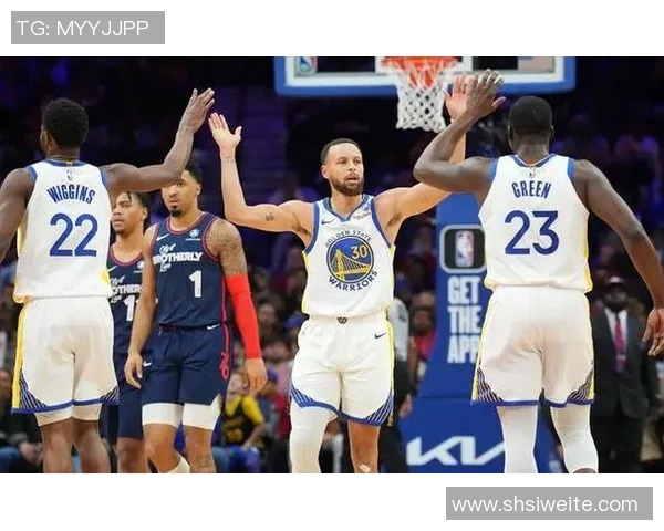 12月6日勇士与骑士精彩对决全场录像回放及精彩瞬间解析 12月6日勇士与骑士精彩对决全场录像回放及精彩瞬间解析