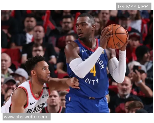 阿斯顿维拉与米尔沃尔激战结果揭晓球迷热议精彩瞬间